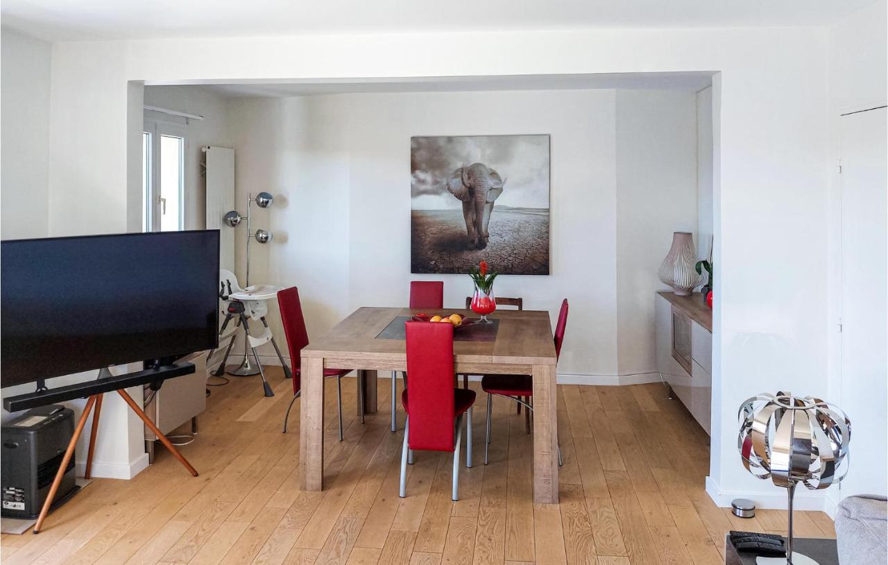 Awesome Apartment In Triel-Sur-Seine With Kitchen المظهر الخارجي الصورة
